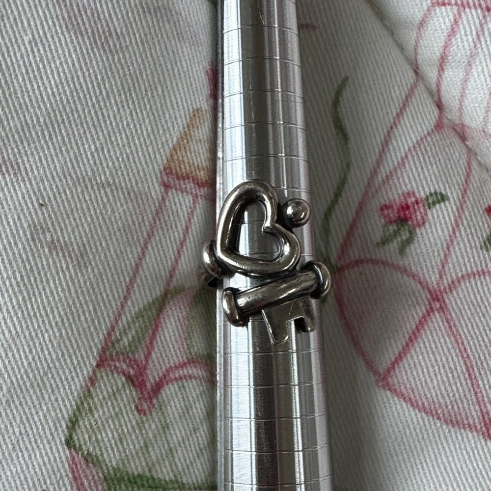 James Avery Silver Heart and Key Ring